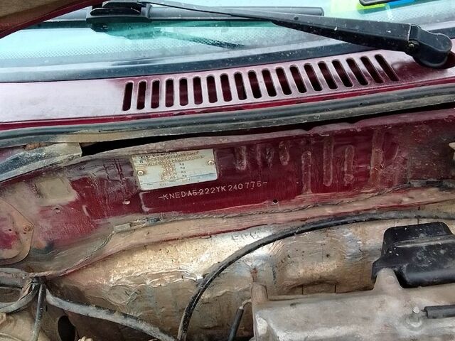 Красный Киа Прайд, объемом двигателя 1.3 л и пробегом 80 тыс. км за 1400 $, фото 6 на Automoto.ua