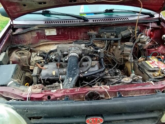Красный Киа Прайд, объемом двигателя 1.3 л и пробегом 80 тыс. км за 1400 $, фото 5 на Automoto.ua