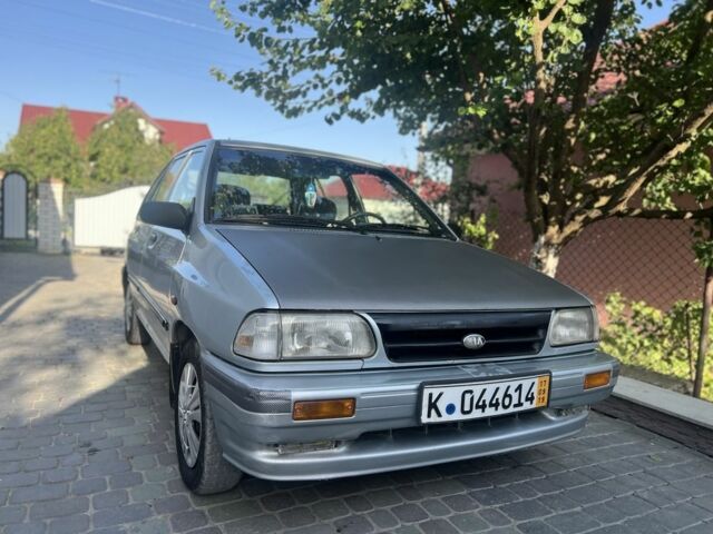Сірий Кіа Прайд, об'ємом двигуна 1.3 л та пробігом 243 тис. км за 1600 $, фото 3 на Automoto.ua