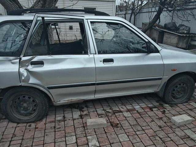 Серый Киа Прайд, объемом двигателя 1.3 л и пробегом 1 тыс. км за 500 $, фото 3 на Automoto.ua