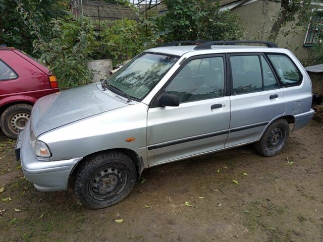 Сірий Кіа Прайд, об'ємом двигуна 1.3 л та пробігом 200 тис. км за 1550 $, фото 1 на Automoto.ua