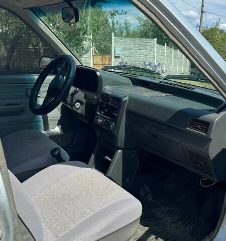 Сірий Кіа Прайд, об'ємом двигуна 1.3 л та пробігом 300 тис. км за 1500 $, фото 3 на Automoto.ua