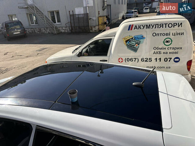 Білий Кіа Про Сід, об'ємом двигуна 1.59 л та пробігом 175 тис. км за 8800 $, фото 18 на Automoto.ua