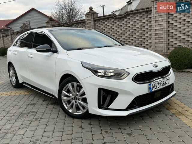 Белый Киа Про Сид, объемом двигателя 1.6 л и пробегом 203 тыс. км за 16700 $, фото 1 на Automoto.ua