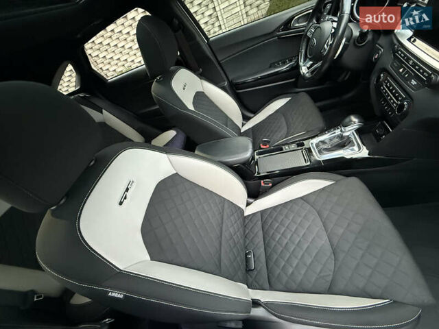 Белый Киа Про Сид, объемом двигателя 1.6 л и пробегом 203 тыс. км за 16700 $, фото 17 на Automoto.ua