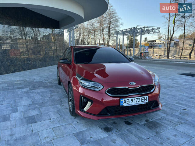 Красный Киа Про Сид, объемом двигателя 1.35 л и пробегом 125 тыс. км за 17999 $, фото 1 на Automoto.ua