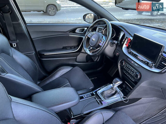 Красный Киа Про Сид, объемом двигателя 1.35 л и пробегом 125 тыс. км за 17999 $, фото 26 на Automoto.ua