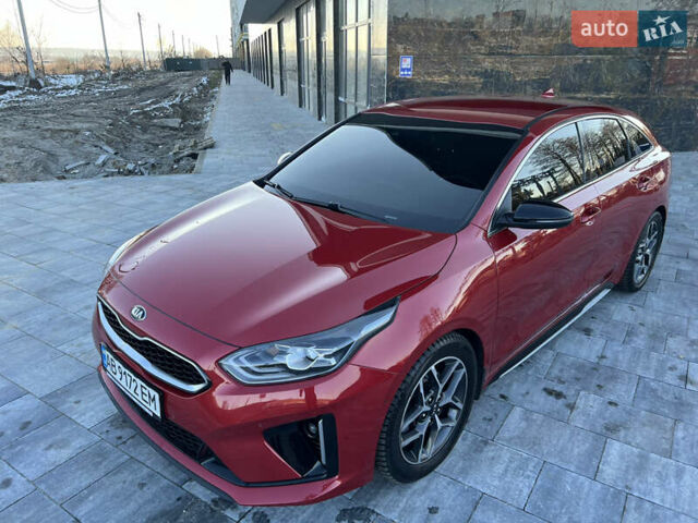 Красный Киа Про Сид, объемом двигателя 1.35 л и пробегом 125 тыс. км за 17999 $, фото 14 на Automoto.ua