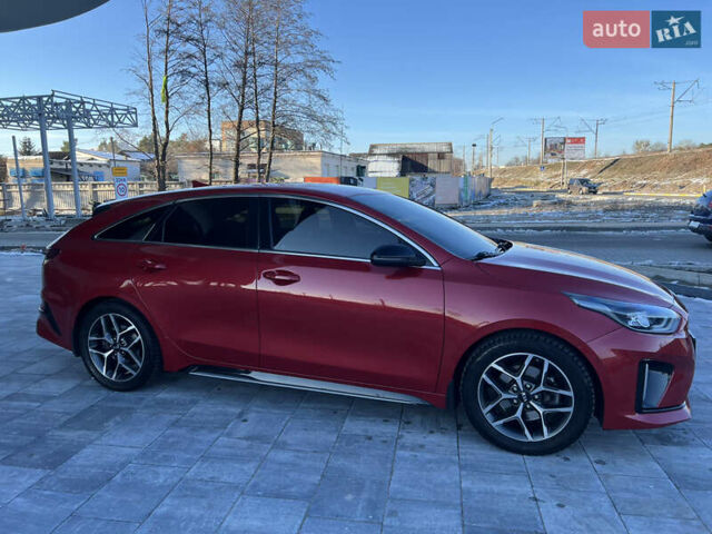 Красный Киа Про Сид, объемом двигателя 1.35 л и пробегом 125 тыс. км за 17999 $, фото 13 на Automoto.ua
