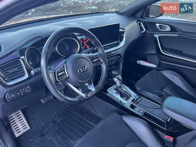 Красный Киа Про Сид, объемом двигателя 1.35 л и пробегом 125 тыс. км за 17999 $, фото 34 на Automoto.ua