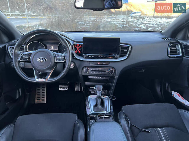 Красный Киа Про Сид, объемом двигателя 1.35 л и пробегом 125 тыс. км за 17999 $, фото 37 на Automoto.ua