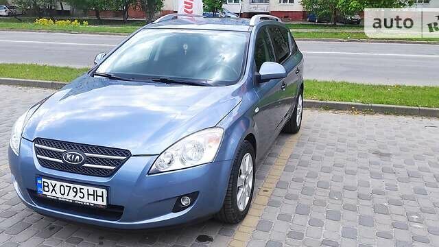 Киа Про Сид, объемом двигателя 1.4 л и пробегом 228 тыс. км за 5600 $, фото 2 на Automoto.ua