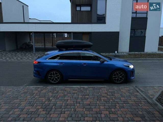 Синий Киа Про Сид, объемом двигателя 1.35 л и пробегом 74 тыс. км за 18500 $, фото 2 на Automoto.ua