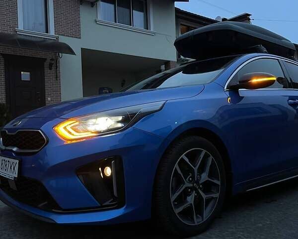 Синий Киа Про Сид, объемом двигателя 1.35 л и пробегом 74 тыс. км за 18500 $, фото 3 на Automoto.ua