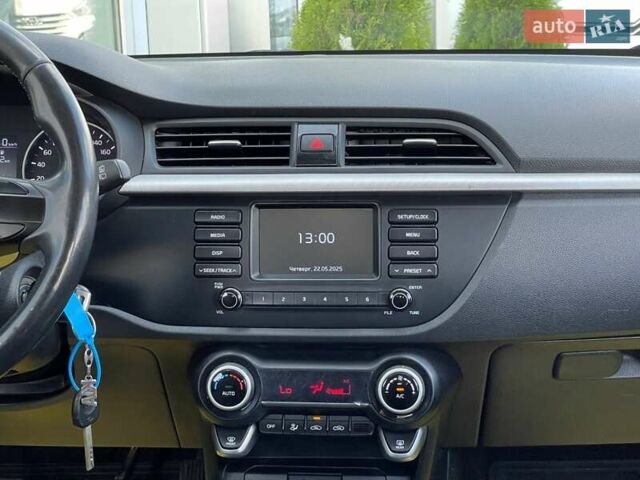 Білий Кіа Rio X-Line, об'ємом двигуна 1.6 л та пробігом 99 тис. км за 12600 $, фото 52 на Automoto.ua