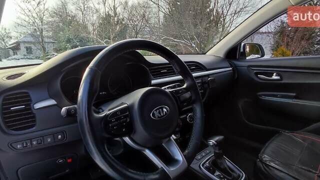Белый Киа Rio X-Line, объемом двигателя 1.6 л и пробегом 105 тыс. км за 14800 $, фото 14 на Automoto.ua