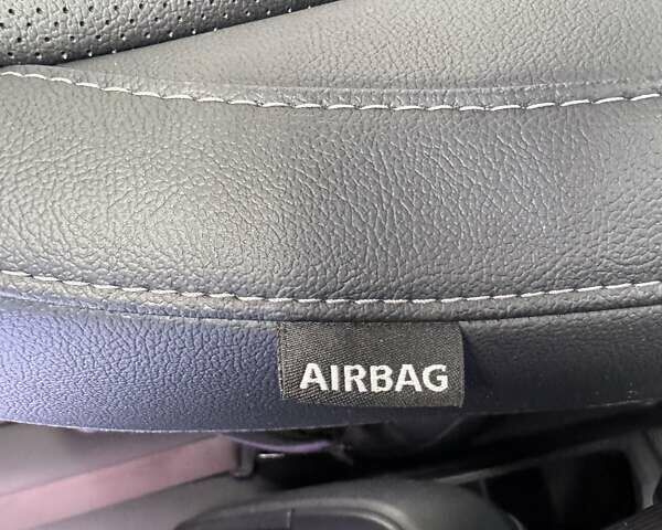 Белый Киа Rio X-Line, объемом двигателя 1.59 л и пробегом 36 тыс. км за 16500 $, фото 22 на Automoto.ua