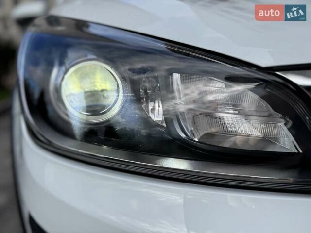 Белый Киа Rio X-Line, объемом двигателя 1.59 л и пробегом 36 тыс. км за 16500 $, фото 36 на Automoto.ua