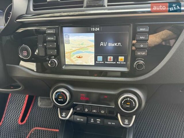 Белый Киа Rio X-Line, объемом двигателя 1.59 л и пробегом 36 тыс. км за 16500 $, фото 25 на Automoto.ua