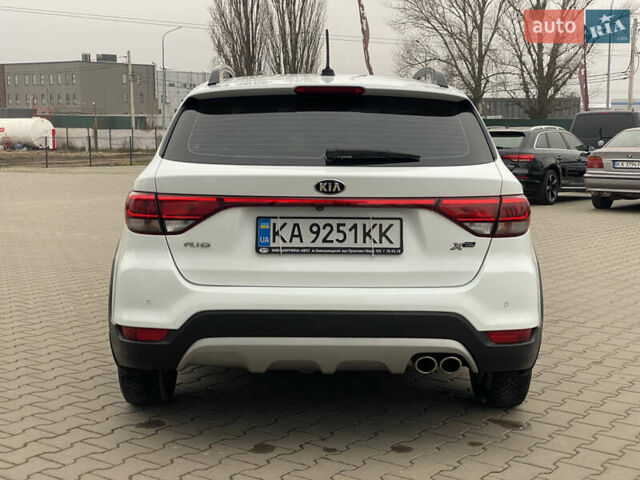 Білий Кіа Rio X-Line, об'ємом двигуна 1.6 л та пробігом 82 тис. км за 16999 $, фото 7 на Automoto.ua