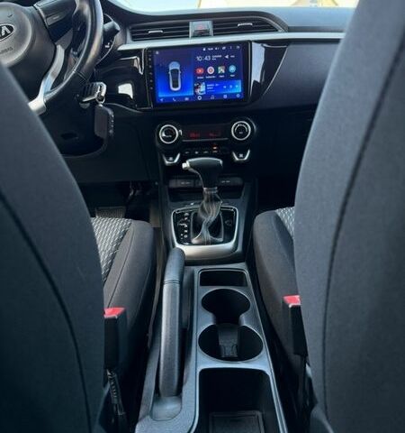 Белый Киа Rio X-Line, объемом двигателя 1.6 л и пробегом 46 тыс. км за 16400 $, фото 13 на Automoto.ua