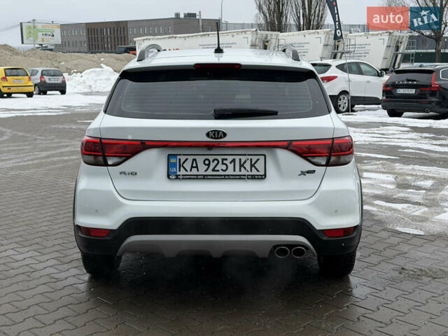 Белый Киа Rio X-Line, объемом двигателя 1.6 л и пробегом 82 тыс. км за 15999 $, фото 7 на Automoto.ua