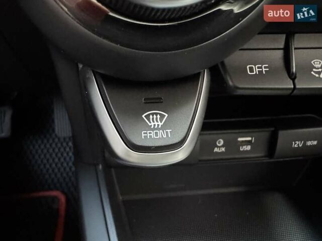 Белый Киа Rio X-Line, объемом двигателя 1.59 л и пробегом 35 тыс. км за 16500 $, фото 57 на Automoto.ua