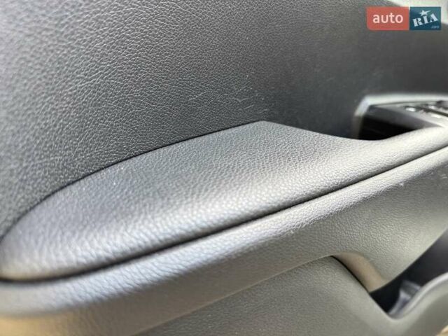 Белый Киа Rio X-Line, объемом двигателя 1.59 л и пробегом 36 тыс. км за 16500 $, фото 29 на Automoto.ua