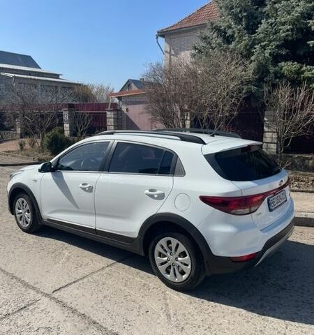 Белый Киа Rio X-Line, объемом двигателя 1.6 л и пробегом 46 тыс. км за 16400 $, фото 5 на Automoto.ua