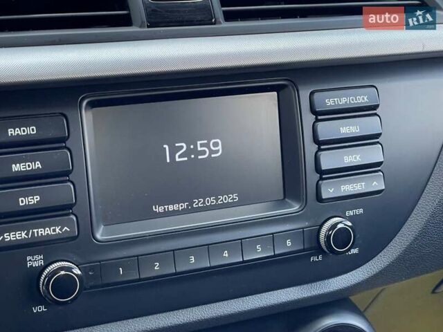 Білий Кіа Rio X-Line, об'ємом двигуна 1.6 л та пробігом 99 тис. км за 12600 $, фото 38 на Automoto.ua