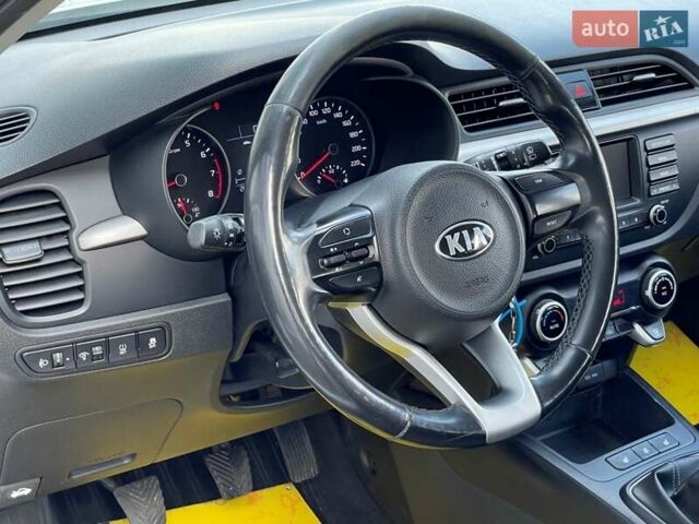 Білий Кіа Rio X-Line, об'ємом двигуна 1.6 л та пробігом 99 тис. км за 12600 $, фото 31 на Automoto.ua