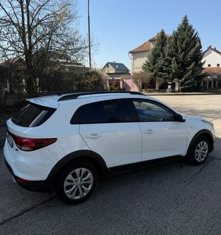 Белый Киа Rio X-Line, объемом двигателя 1.6 л и пробегом 46 тыс. км за 16400 $, фото 6 на Automoto.ua