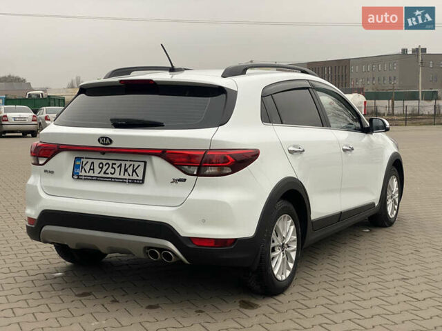 Білий Кіа Rio X-Line, об'ємом двигуна 1.6 л та пробігом 82 тис. км за 16999 $, фото 8 на Automoto.ua