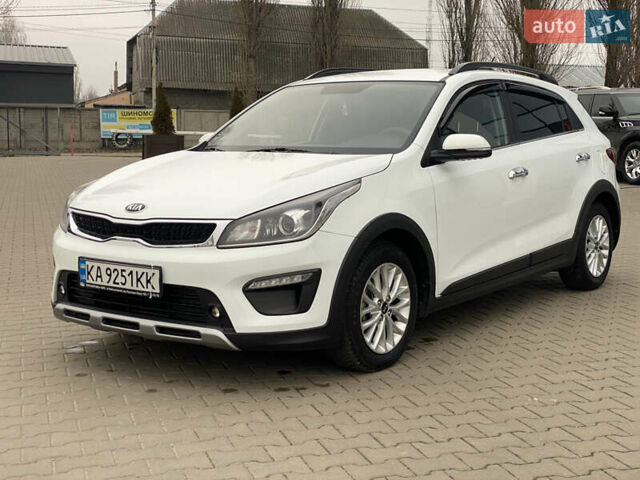 Білий Кіа Rio X-Line, об'ємом двигуна 1.6 л та пробігом 82 тис. км за 16999 $, фото 3 на Automoto.ua