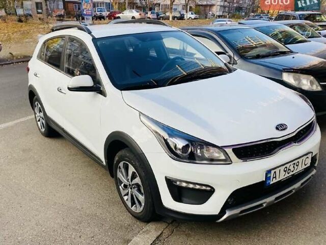 Белый Киа Rio X-Line, объемом двигателя 1.6 л и пробегом 68 тыс. км за 18500 $, фото 1 на Automoto.ua