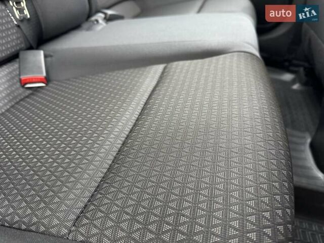 Белый Киа Rio X-Line, объемом двигателя 1.6 л и пробегом 6 тыс. км за 19900 $, фото 28 на Automoto.ua