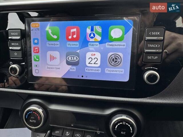 Белый Киа Rio X-Line, объемом двигателя 1.6 л и пробегом 6 тыс. км за 19900 $, фото 8 на Automoto.ua