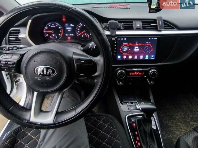 Білий Кіа Rio X-Line, об'ємом двигуна 1.59 л та пробігом 26 тис. км за 17500 $, фото 10 на Automoto.ua