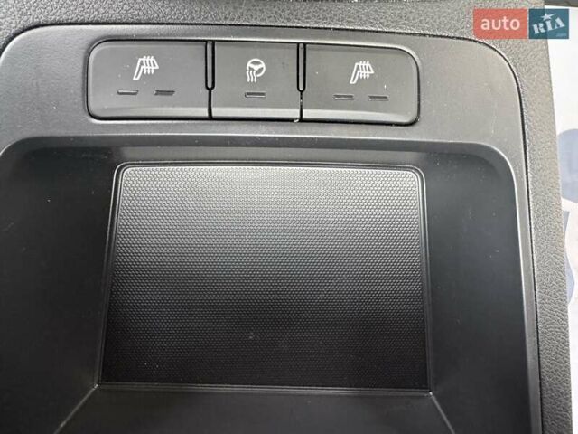 Белый Киа Rio X-Line, объемом двигателя 1.6 л и пробегом 6 тыс. км за 19900 $, фото 37 на Automoto.ua