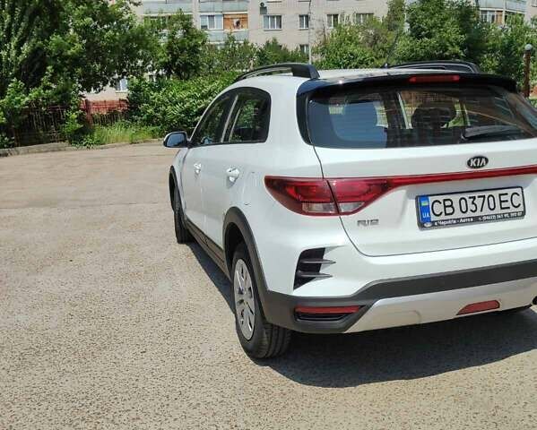 Белый Киа Rio X-Line, объемом двигателя 1.37 л и пробегом 39 тыс. км за 15500 $, фото 5 на Automoto.ua