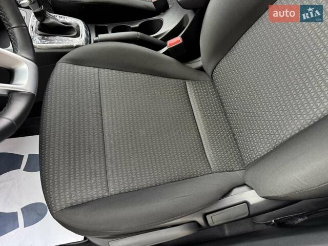 Белый Киа Rio X-Line, объемом двигателя 1.6 л и пробегом 6 тыс. км за 19900 $, фото 52 на Automoto.ua