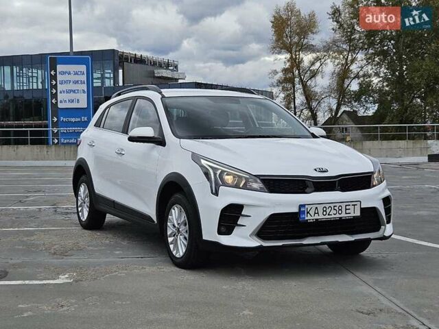 Білий Кіа Rio X-Line, об'ємом двигуна 1.59 л та пробігом 87 тис. км за 17500 $, фото 5 на Automoto.ua