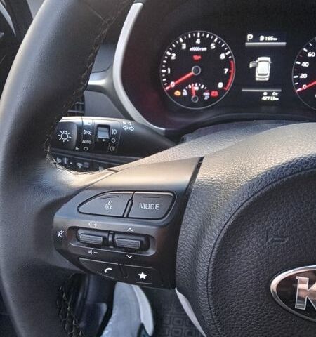 Белый Киа Rio X-Line, объемом двигателя 1.6 л и пробегом 47 тыс. км за 19000 $, фото 7 на Automoto.ua