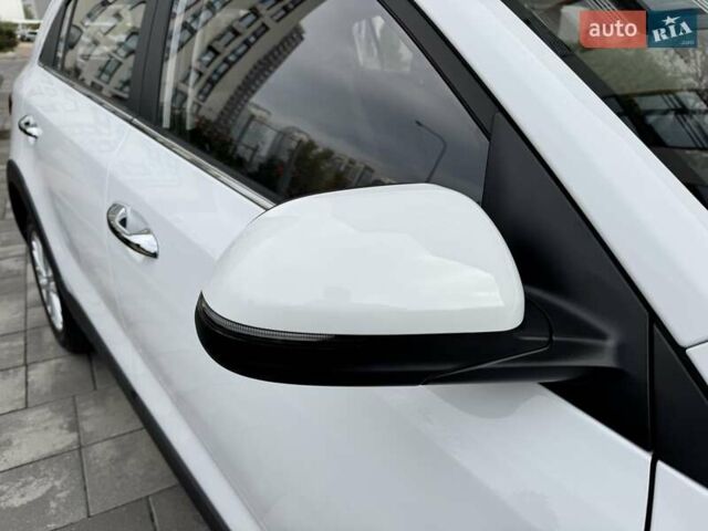 Белый Киа Rio X-Line, объемом двигателя 1.6 л и пробегом 6 тыс. км за 19900 $, фото 14 на Automoto.ua