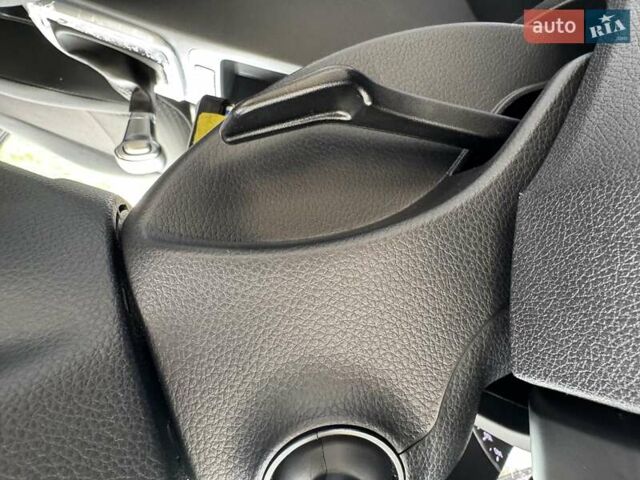 Белый Киа Rio X-Line, объемом двигателя 1.6 л и пробегом 6 тыс. км за 19900 $, фото 36 на Automoto.ua