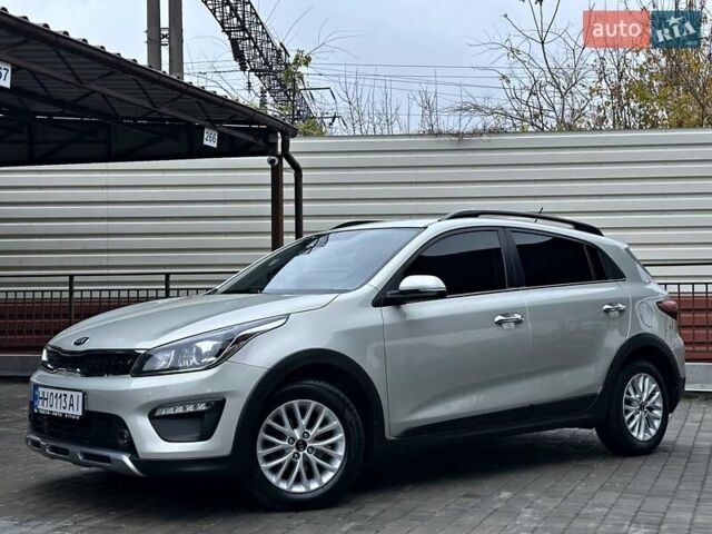 Бежевый Киа Rio X-Line, объемом двигателя 1.6 л и пробегом 39 тыс. км за 16800 $, фото 2 на Automoto.ua