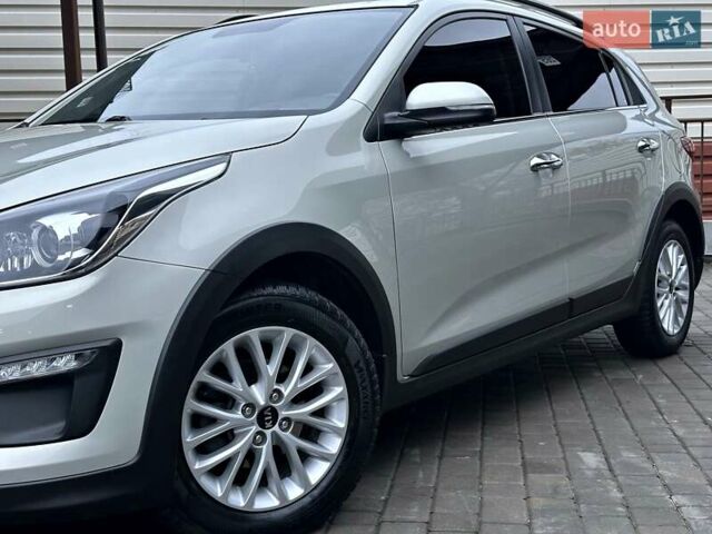 Бежевый Киа Rio X-Line, объемом двигателя 1.6 л и пробегом 39 тыс. км за 16800 $, фото 10 на Automoto.ua