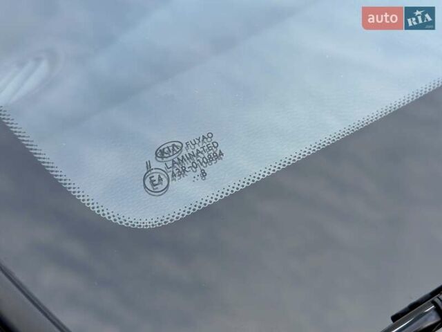 Бежевый Киа Rio X-Line, объемом двигателя 1.6 л и пробегом 39 тыс. км за 16800 $, фото 18 на Automoto.ua