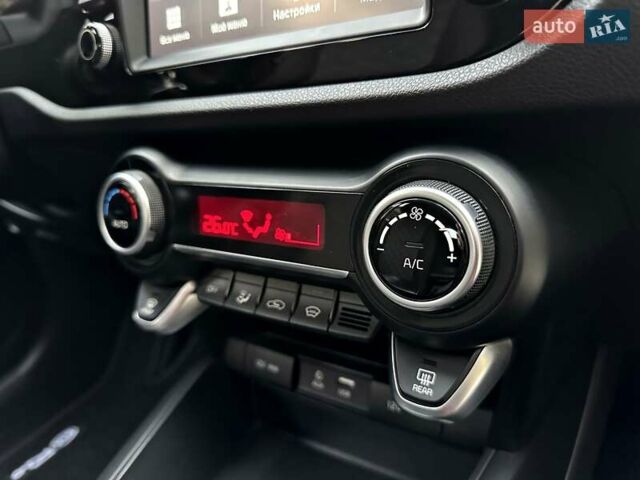 Бежевый Киа Rio X-Line, объемом двигателя 1.6 л и пробегом 39 тыс. км за 16800 $, фото 48 на Automoto.ua