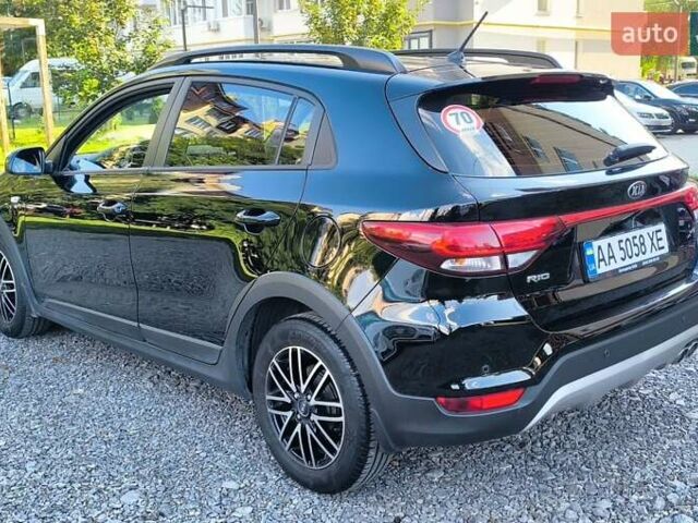 Черный Киа Rio X-Line, объемом двигателя 1.59 л и пробегом 68 тыс. км за 16500 $, фото 5 на Automoto.ua